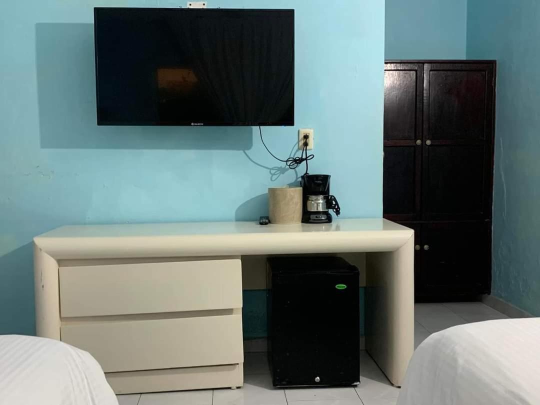 Hotel cápsula Hermanos Aguilar