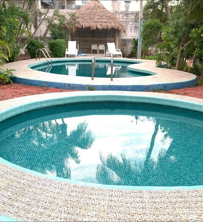 Hotel cápsula Hermanos Aguilar